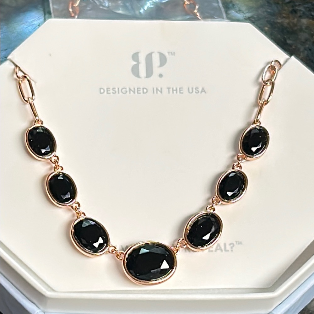 Bomb party necklace